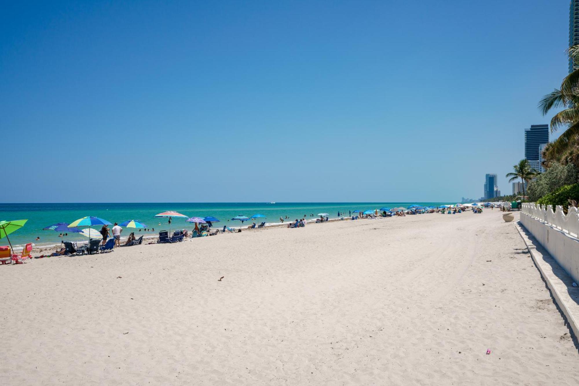 Modern 1 Bdr Oceanview With Direct Beach Access! ฮอลลีวูด ภายนอก รูปภาพ